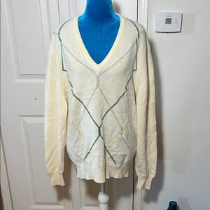Vintage Pringle of Scotland Lambs wool Sweater Large